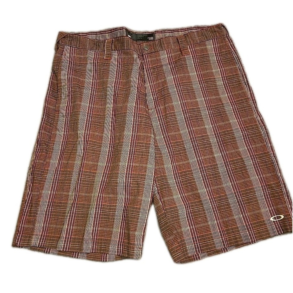 Oakley Mens 40 Red Plaid Performance Chino Golf Shorts Flat Front Casual Stretch